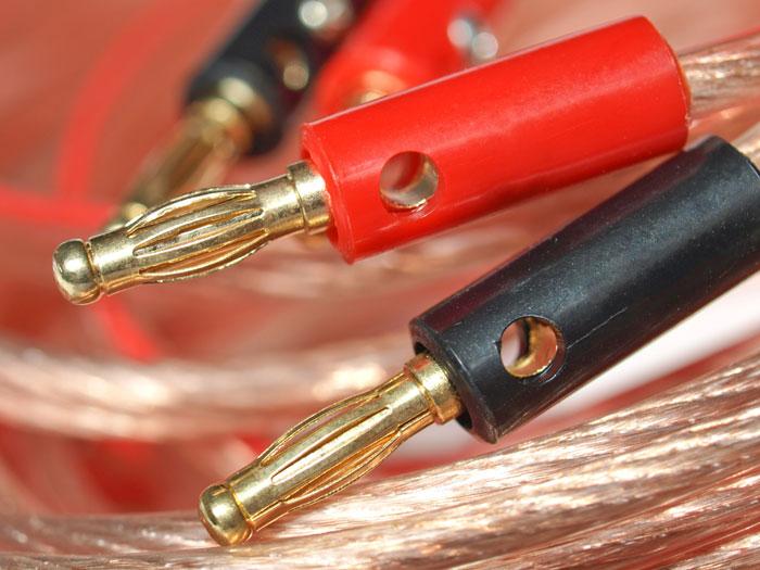 Myths About Speaker Wire